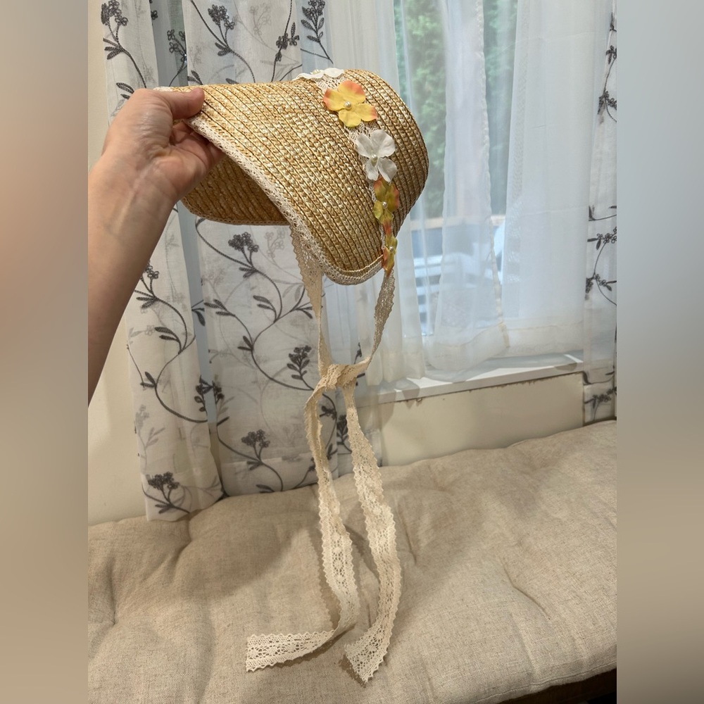 Jane Austen 1800s style bonnet - Picture 3 of 5